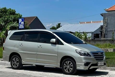 Alugue um carro em Bali com um motorista e determine seu próprio destino