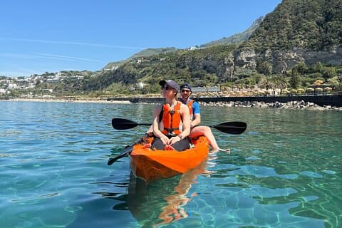Kajaktocht in Ischia met lokale gids