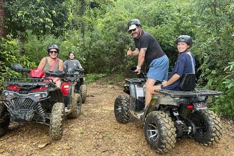 Giro della giungla in ATV su KO Lanta Noi con trasferimenti in hotel