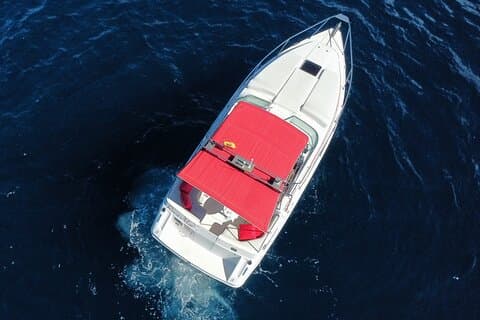 Crociera privata di lusso con champagne di 2 ore con snorkeling
