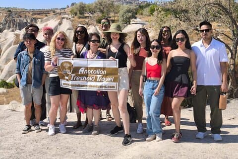 Cappadocia Full Day Tours (Lunch e entrada para museus incluídos)