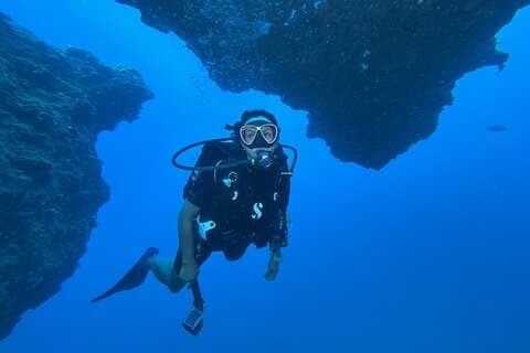 2 Tank Natural Reef & Wrack Dive Tour vor Wai'anae