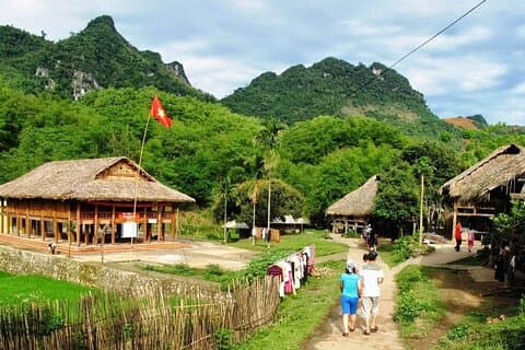 Von Hanoi : Mai Chau Tagesausflug – Entdecken Sie friedliche ländliche Dörfer