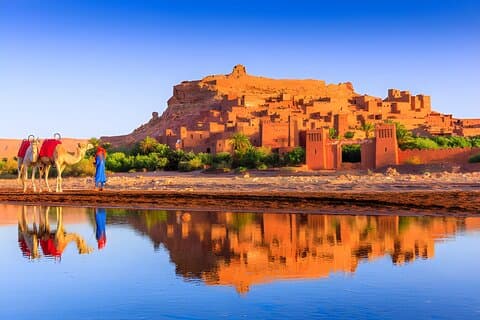 マラケシュ発アイット・ベン・ハドゥ観光カスバのプライベート旅行