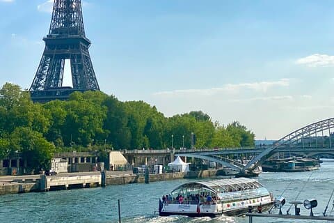 Tour della Torre Eiffel e del fiume Senna con una Guida privata