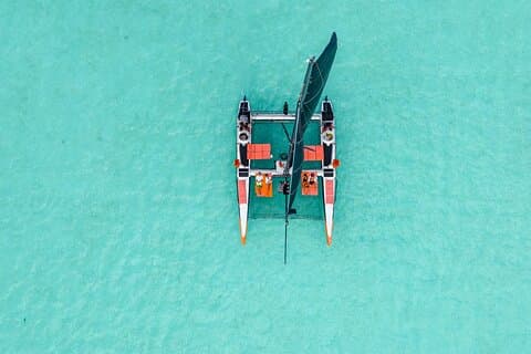 SPORT Katamaran Bora Bora : Segeln Schnorcheln & Schwimmen Bar