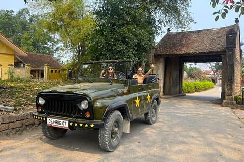 Hanoi: Discover Duong Lam Ancient Village – Small-Group Jeep Tour