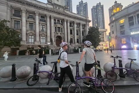 Wondrous Wuhan Cycling Tour (Historical Route or East Lake Route)