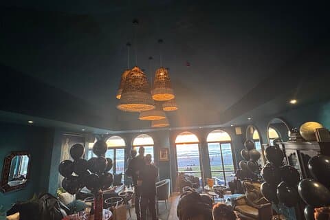 Curated VIP Bar Hopping upplevelse