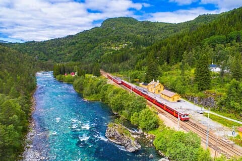 Flam Railway, Nærøyfjorden Cruise and Stegastein Viewpoint