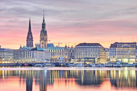 Private Direct Transfer From Berlin to Hamburg, English Speaking Driver