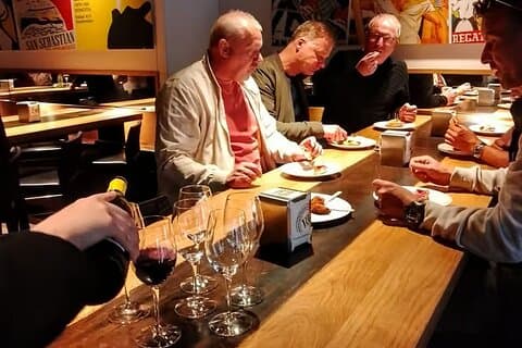 Valencia : Tour gourmet delle tapas in bicicletta o a piedi