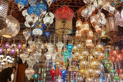 Tour en grupo pequeño por los bazares más allá de Estambul