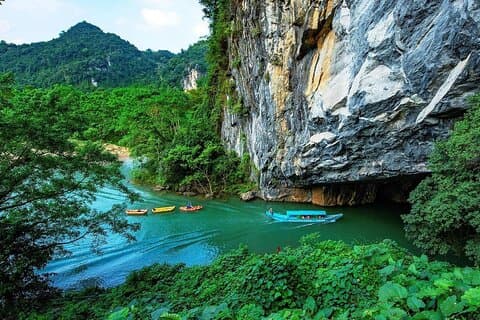 Excursión a las cuevas de Phong Nha desde Hue