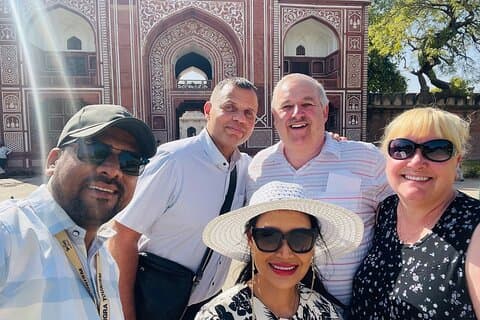 Tudo Incluído - Excursão ao Nascer do Taj Mahal com 3 Patrimônios Mundiais