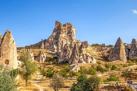Excursion d'une journée en avion avec déjeuner en Cappadoce