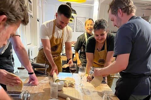 Olbia : Traditional Pasta Course + lunch + pickup included