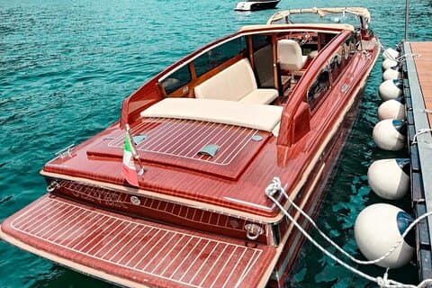 Comomeer: Boottocht op een klassieke luxe houten boot