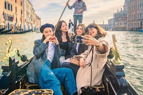 Venedig Gondola Ride : 30 minuter klassisk kanalupplevelse