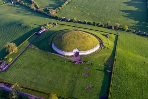 Viagens de um dia de Dublin Newgrange e Boyne Valley