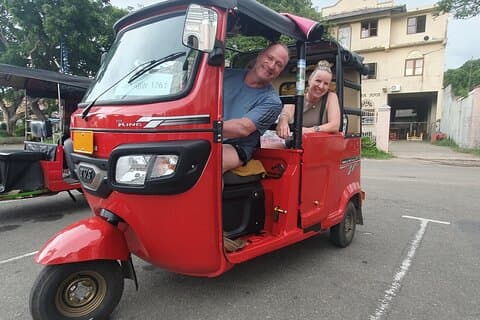 Negombo City Tour by Tuk Tuk All Entry Fees Included(Private)