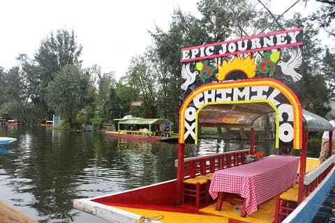 Riding Boats + Varm mexisk mad + Frida Kahlo's kvarter (private)