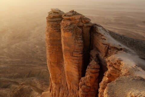 Tuwaiq Trail The Edge of The World Group Adventure