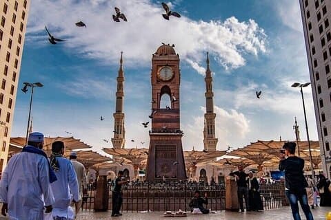 Private Ziyarah Tour Madinah’s Sacred Heritage