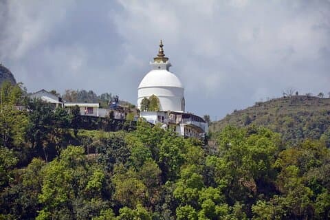 Tageswanderung nach Pumdikot - World Peace Stupa