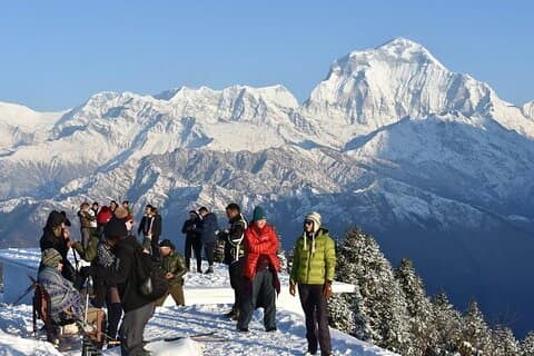 Aventura escénica: Tour de 2 días por Poon Hill Trek