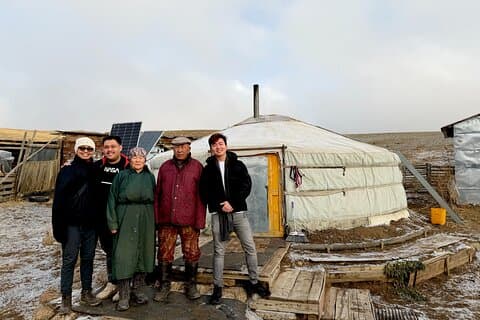 Experience 2 days Nomadic Hospitality in the Heart of Winter