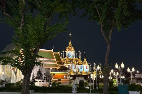 Hoteller i nærheden af Bangkok Shadows Ghosts Haunted Temples and Dark Secrets