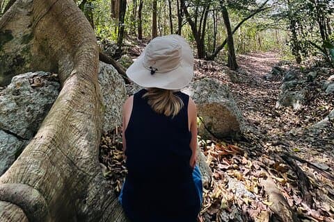 Punta Laguna Tour: Spinnenaffenreservat, Cenote, Kanu