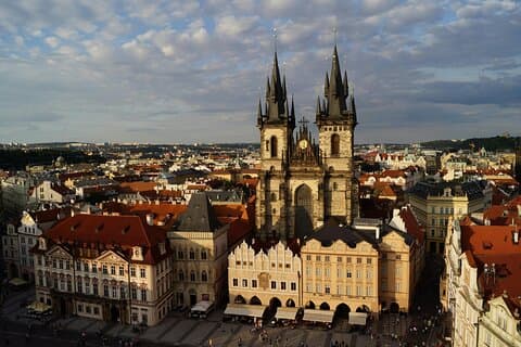 Vienna a Praga Transfer Autista personale