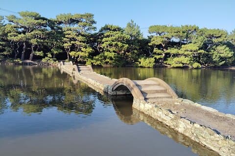 Wakayama: Yosuien – Tokugawa Garden of Edo Elegance