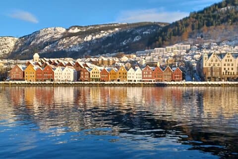 Around Bergen in 80 Minutes: A Guided Walk