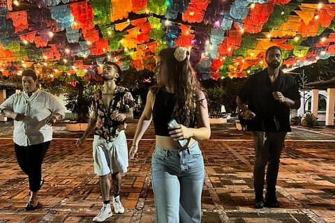 Salsa og latin rytme dans Udforsk fejre
