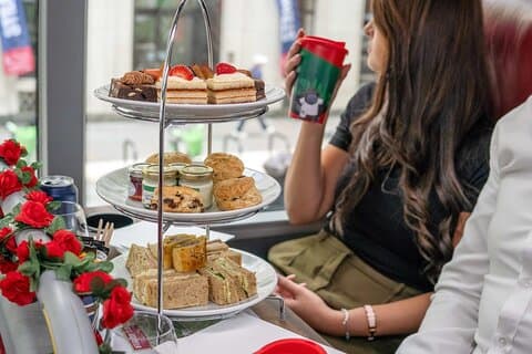 London: Afternoon Tea Bus Tour with Prosecco & London Eye Option