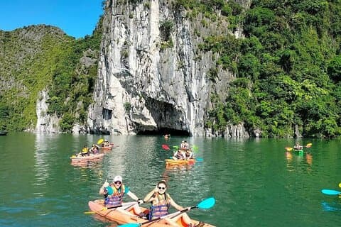 2-dagers Bai Tu Long Bay Cruise Tour fra Old Quarter