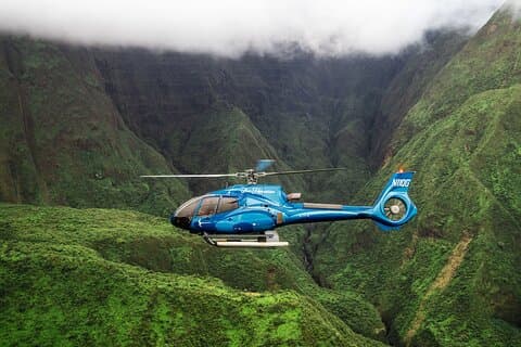 Passeio panorâmico de helicóptero pela floresta tropical de Hana