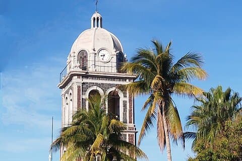 Historical Tour in Loreto Mission Museum and Sunset