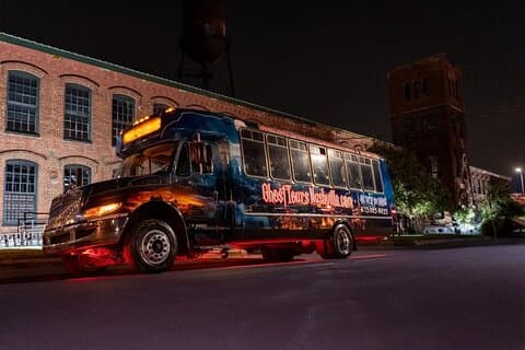Anmeldelse af Ghost Bus: A True Crime Ride Along Haunted Tour