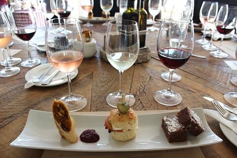 Fabulous Table Mountain, Kirstenbosch Garden & vineyards