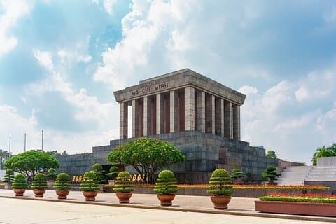 Tour Privado por tierra : legendaria ciudad de Hanoi desde el puerto de cruceros