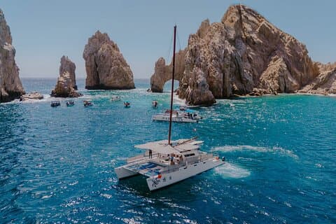 Los Cabos Private Catamaran Cruise med snorkling og åpen bar