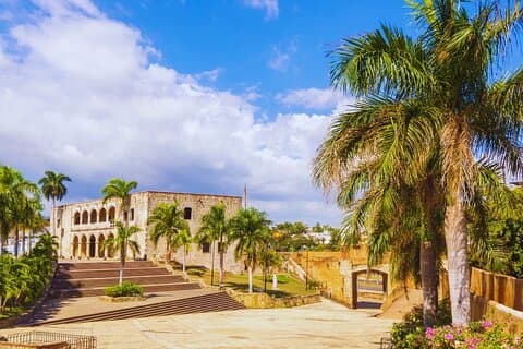 Excursion privée VIP à Saint-Domingue au départ de Punta Cana avec formule tout inclus