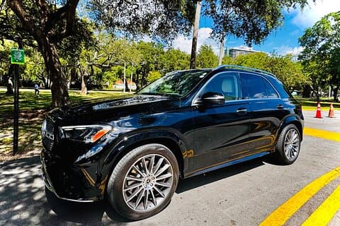 Private City Tour of Miami by Luxury Car or Van