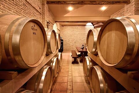 Vin tur besøge to boutique vingårde i Corinthia