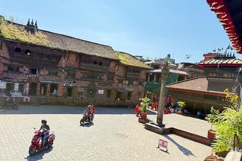 Excursión de medio día a la ciudad vieja de Bhaktapur y la plaza Durbar