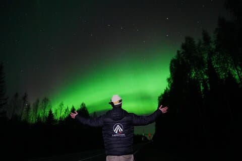 Tour di lusso Aurora con prelibatezze finlandesi e Guida privata